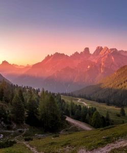 Jak LUCID wchodzi na niemiecki rynek: strategie sprzedaży, sieć serwisów i ładowania, ceny oraz porównanie z Teslą