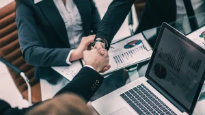 10 łatwych przepisów na szybkie obiady do 30 minut - tanie składniki, lista zakupów i plan posiłków na tydzień